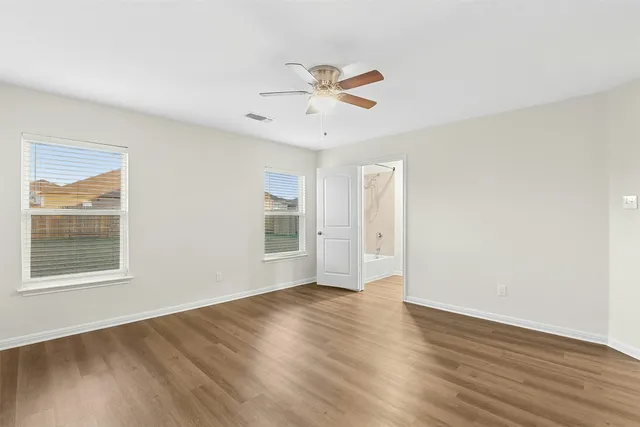 $1,825 | 16416 Farmhouse Lane, Elgin, TX 78621