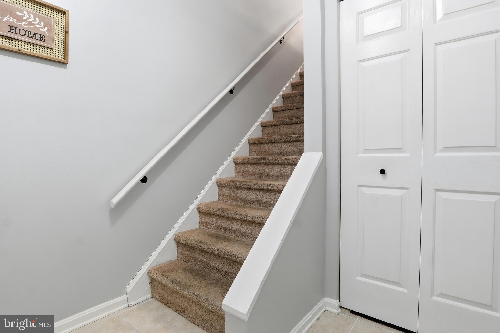 2280 North Point Drive York, PA 17406 - Photo 3 of 42