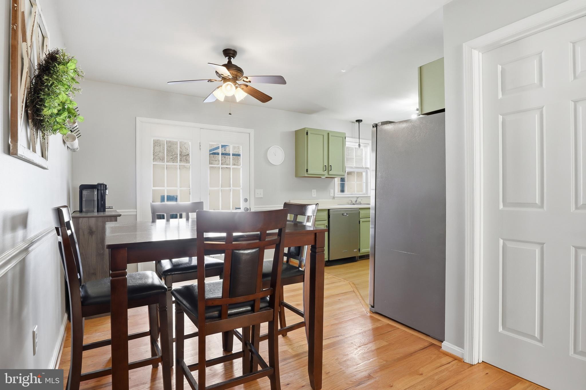 2280 North Point Drive York, PA 17406 - Photo 4 of 42