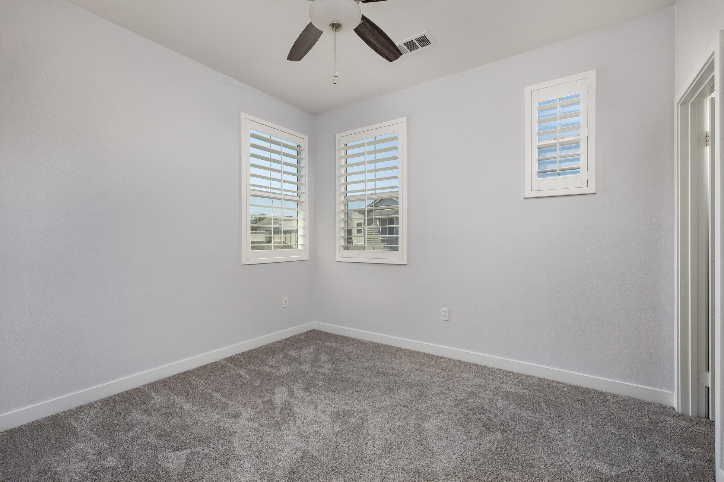 5685 Surfrider Way, Unit 105 Goleta, CA 93117 - Photo 26 of 29 Bedroom 3
