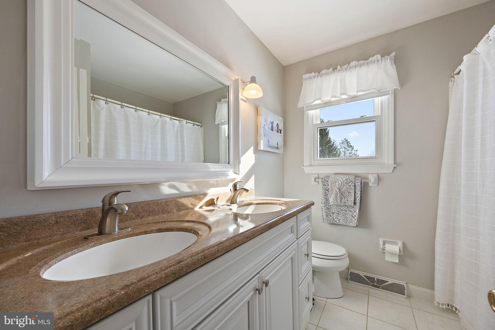 554 Holly Knoll Road Hockessin, DE 19707 - Photo 37 of 55