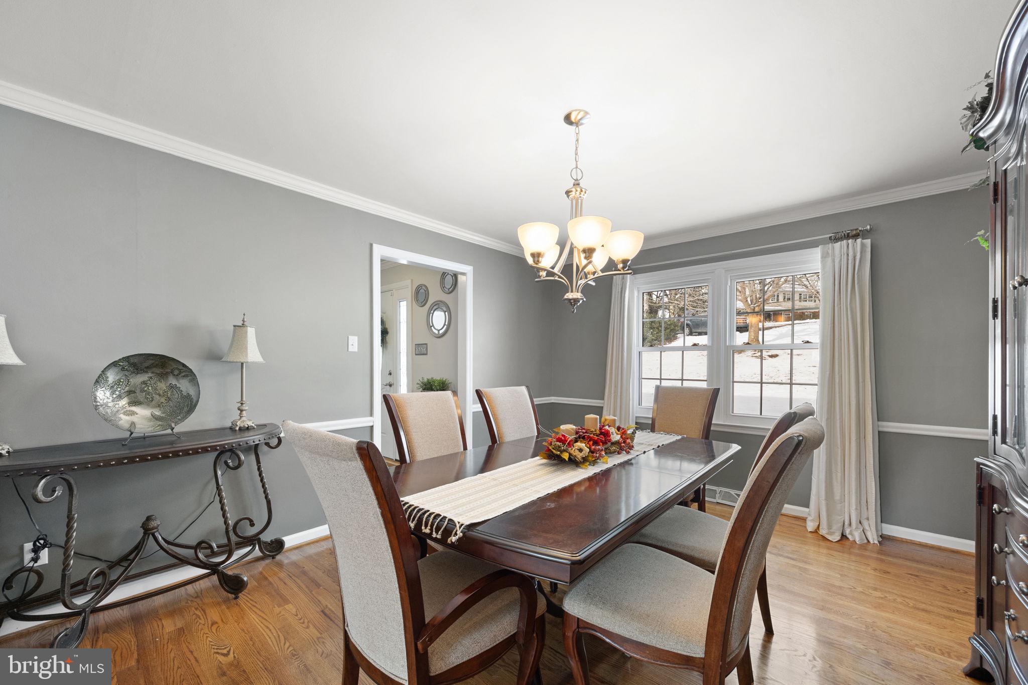 554 Holly Knoll Road Hockessin, DE 19707 - Photo 8 of 55