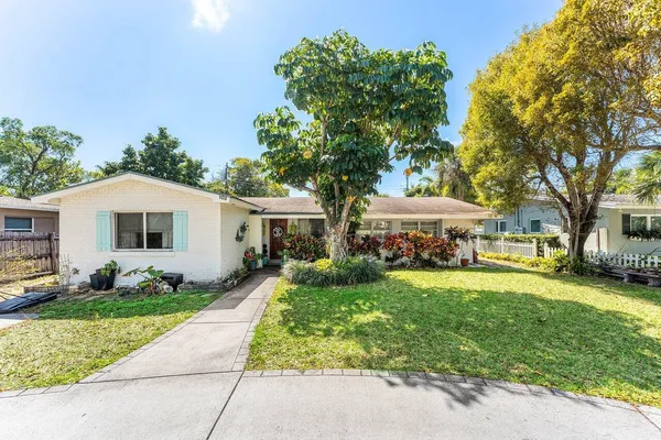 $800,000 | 102 Northeast 22nd Street, Delray Beach, FL 33444