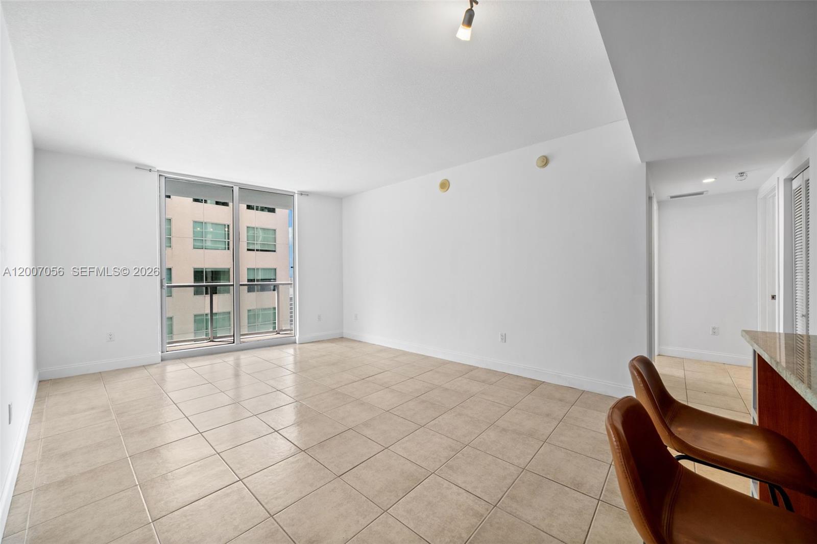 185 Southwest 7th Street, Unit 1710 Miami, FL 33130 - Photo 7 of 12