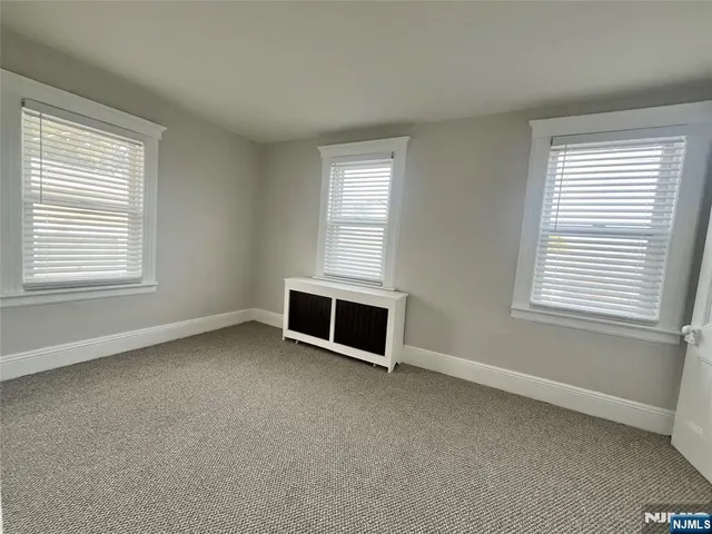 $1,850 | 112 Paris Avenue, Unit E, Northvale, NJ 07647