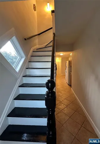 $1,850 | 112 Paris Avenue, Unit E, Northvale, NJ 07647