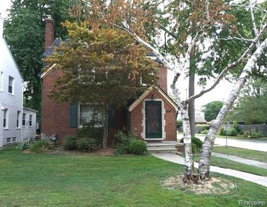 1777 Severn Road Grosse Pointe, MI 48236 - Photo 1 of 20 DSC04461.JPG