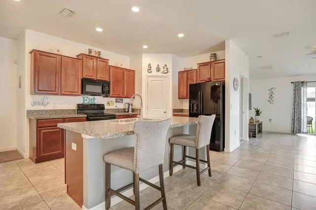 $2,100 | 12618 Sandpine Reserve Place, Gibsonton, FL 33534