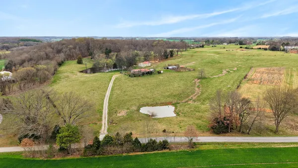 5954 Valley Road, Springfield, TN 37172