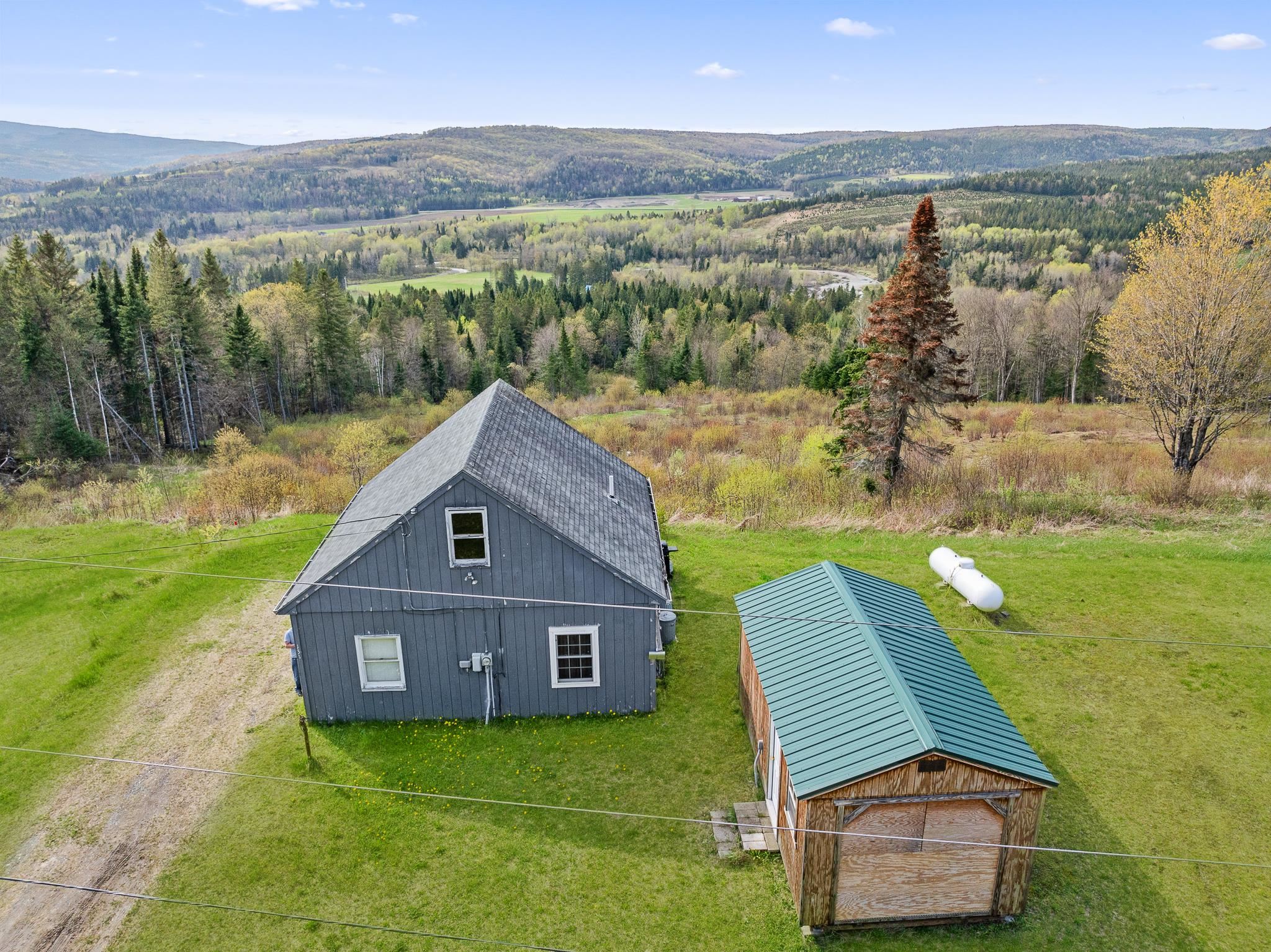 131 Daniel Beard Road Pittsburg, NH 03592 - Photo 7 of 27