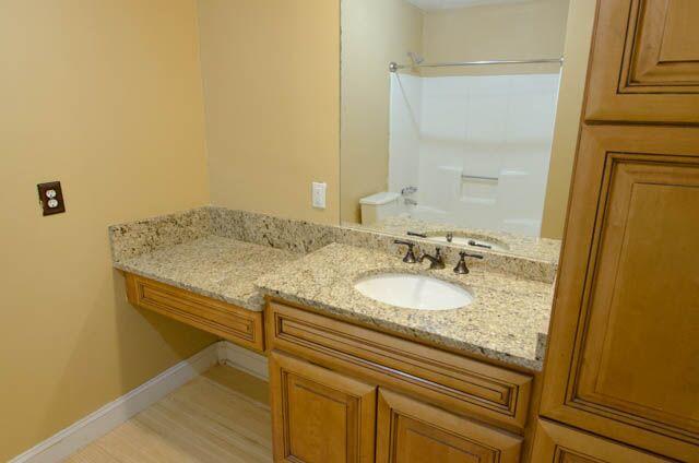 156 Manchester Road Summerville, SC 29486 - Photo 7 of 12 156 Manchester-12