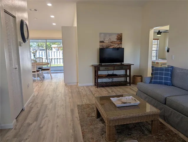 $194,900 | 3216 42nd Street West, Bradenton, FL 34205