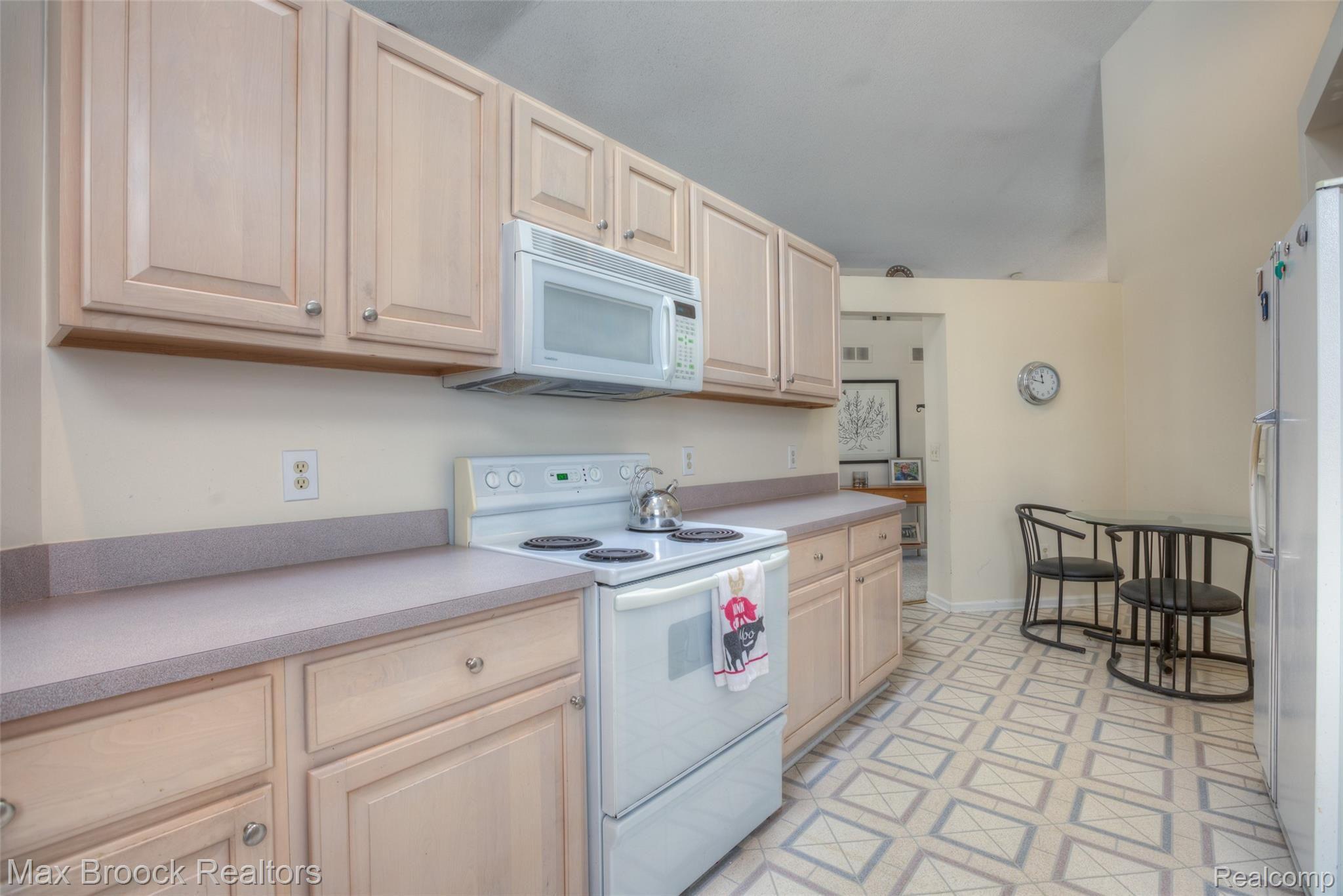 Kitchen View #2.jpg