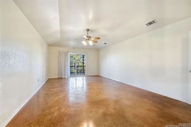 $419,900 | 1095 Stallion Springs Drive, Fischer, TX 78623