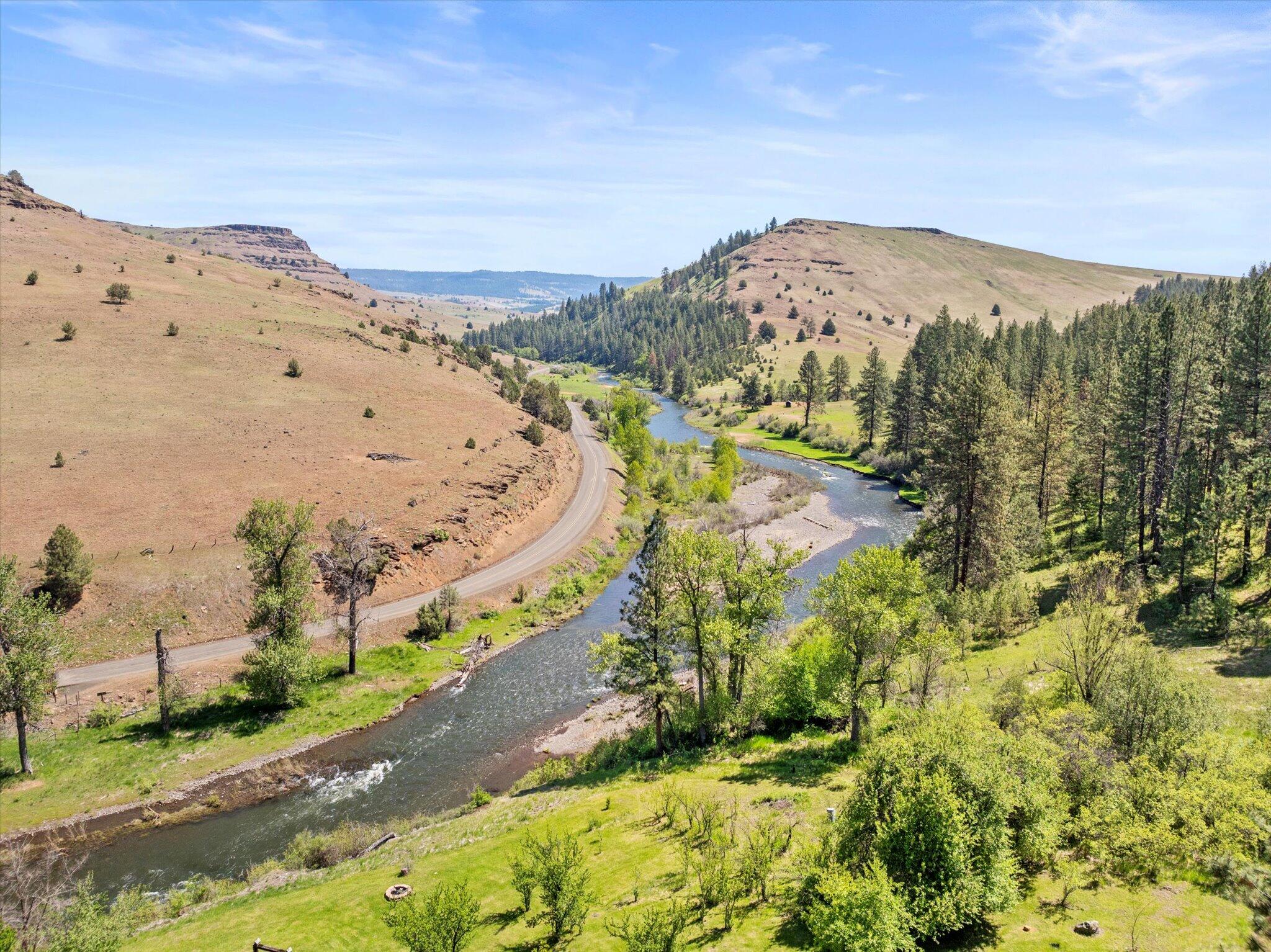 61702 Middle Frk Road Long Creek, OR 97856 - Photo 14 of 45 bug out location with water source rocki