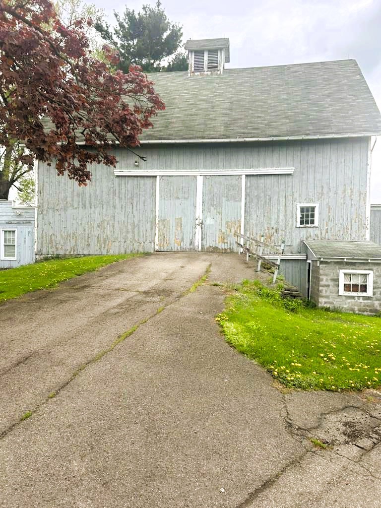 2221 Vestal Road Vestal, NY 13850 - Photo 4 of 46