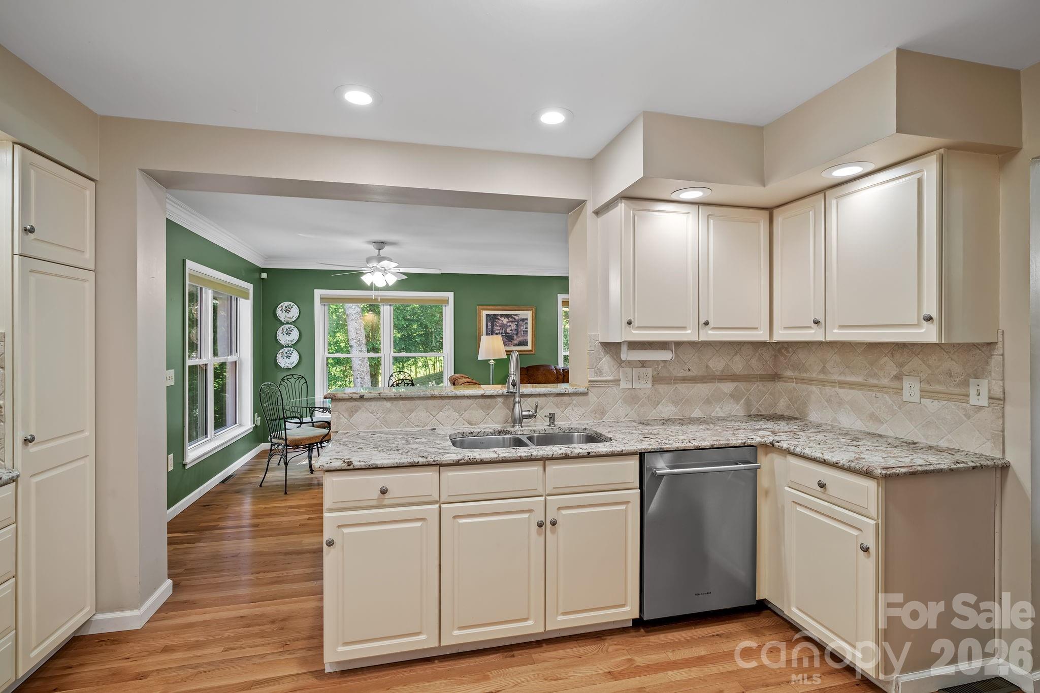 56 Gudger Road Leicester, NC 28748 - Photo 8 of 33