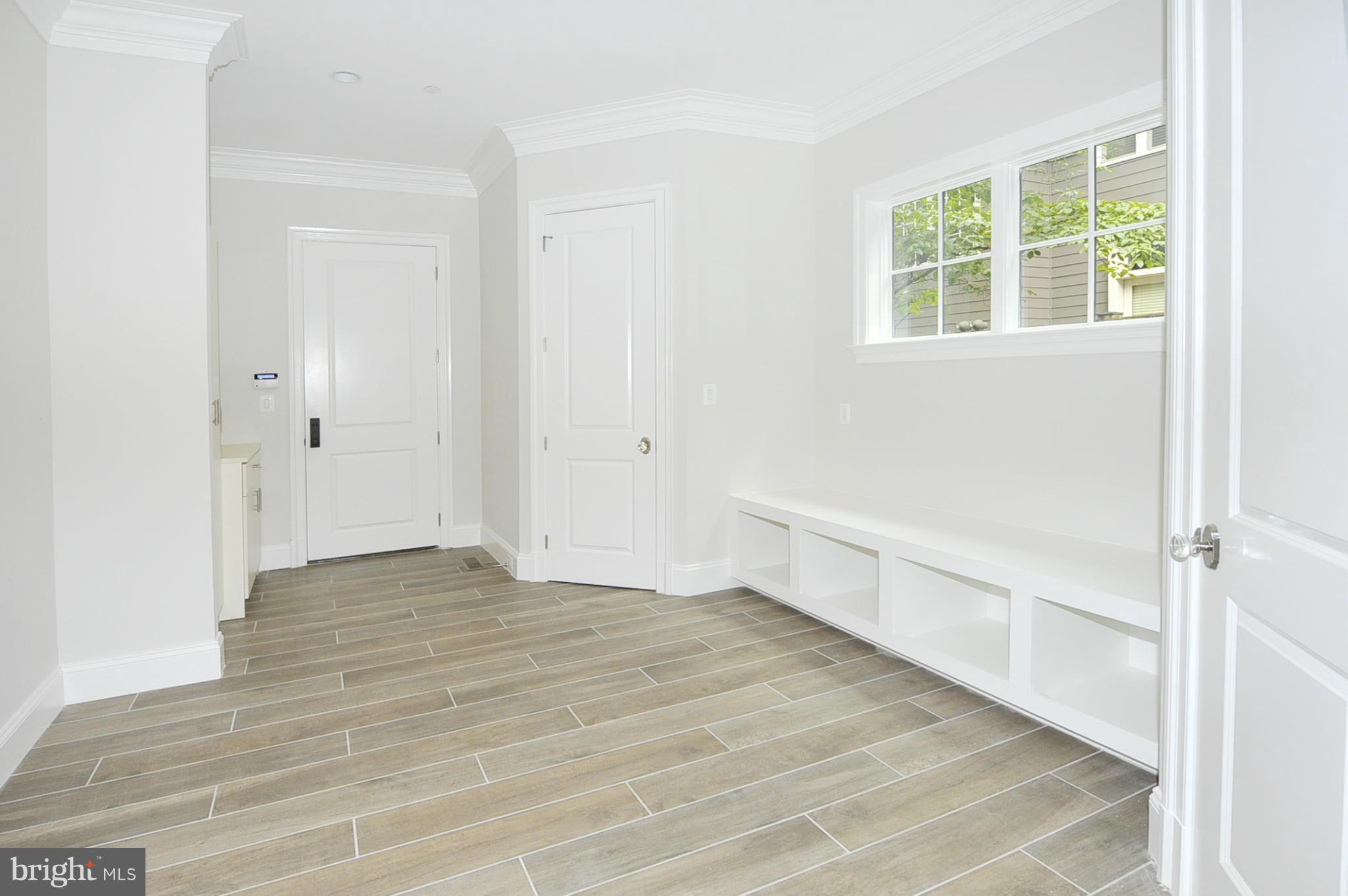 5506 Lambeth Road Bethesda, MD 20814 - Photo 14 of 30 Interior (General)