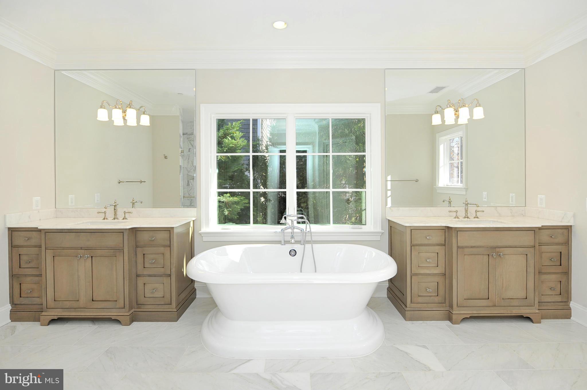 5506 Lambeth Road Bethesda, MD 20814 - Photo 18 of 30 Bath (Master)