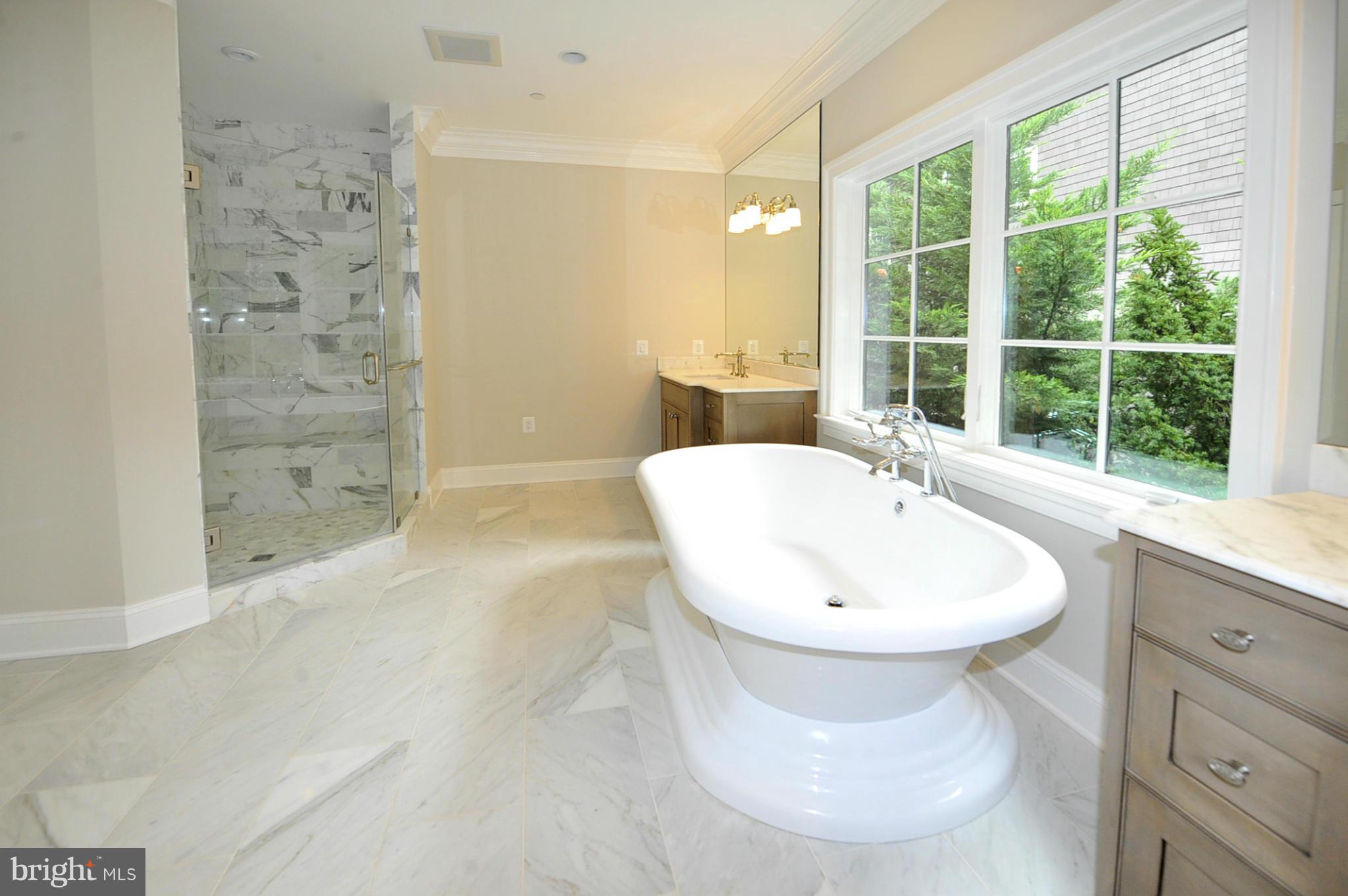 5506 Lambeth Road Bethesda, MD 20814 - Photo 19 of 30 Bath (Master)