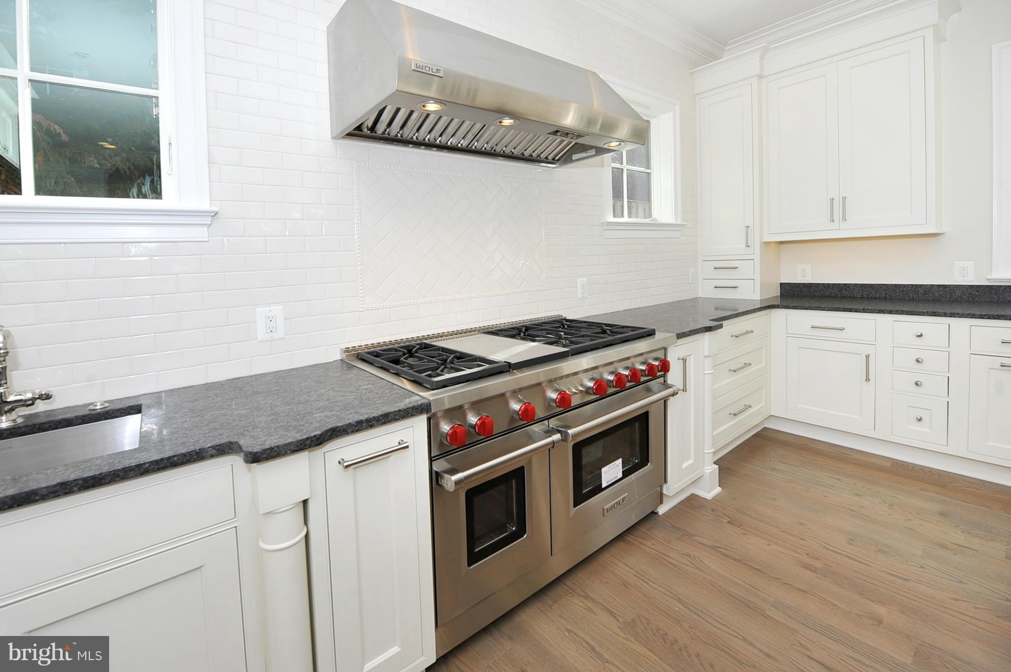 5506 Lambeth Road Bethesda, MD 20814 - Photo 7 of 30 Kitchen