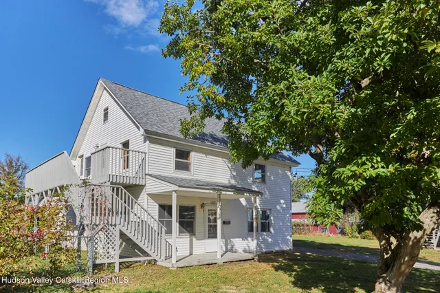 front view of house with a yard