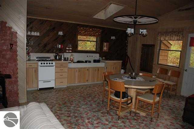 10985 Hooker Road Honor, MI 49640 - Photo 10 of 23 1731429-9.JPG