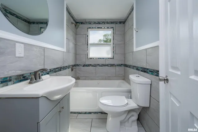 $175,000 | 3712 33rd Street, Moline, IL 61265