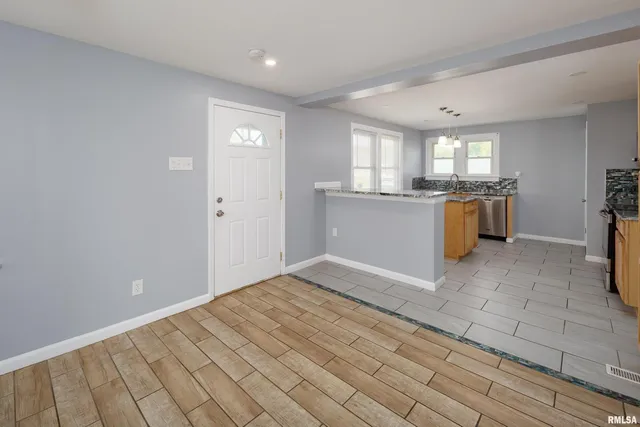 $175,000 | 3712 33rd Street, Moline, IL 61265