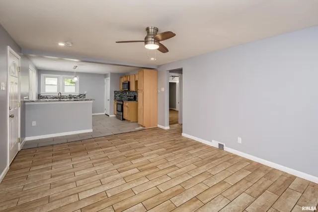 $175,000 | 3712 33rd Street, Moline, IL 61265