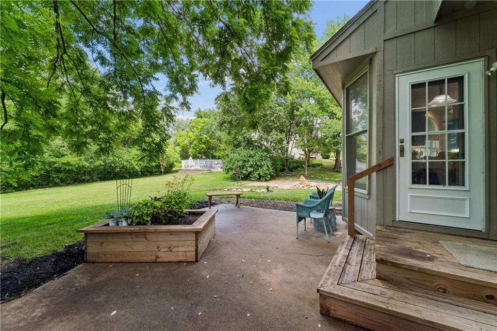 1325 Inverness Drive Lawrence, KS 66049 - Photo 68 of 71