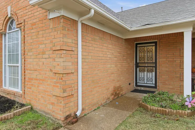 $1,595 | 6856 Wrigley Drive, Cordova, TN 38018