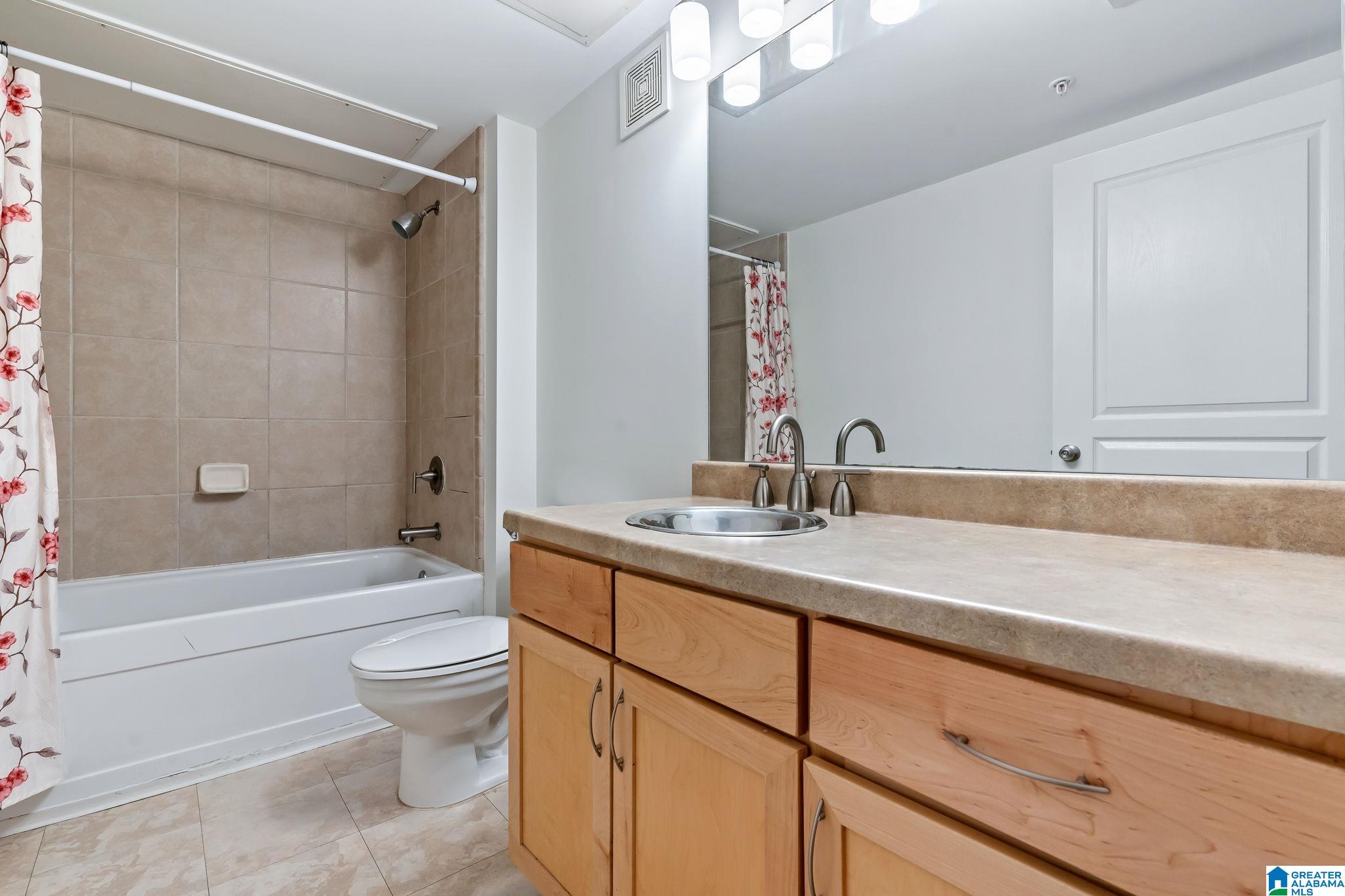 401 20th Street South, Unit 309 Birmingham, AL 35233 - Photo 24 of 37