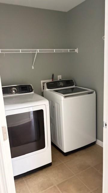 201 Overlook Court Canton, GA 30115 - Photo 11 of 22 a utility room with dryer and washer