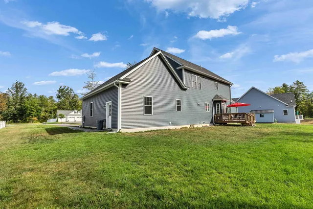 $779,900 | 6 Eagle Perch Drive, Unit 14, Boscawen, NH 03303