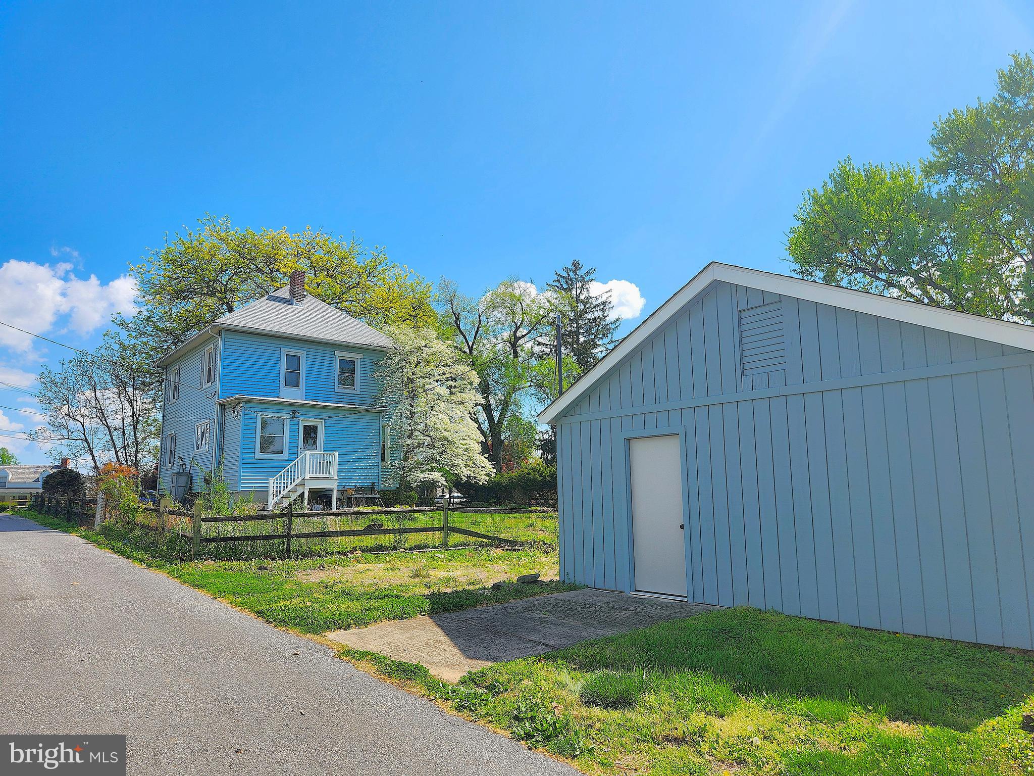 2008 Hillcrest Road Baltimore, MD 21207 - Photo 11 of 22 Garage Converted to Workshop