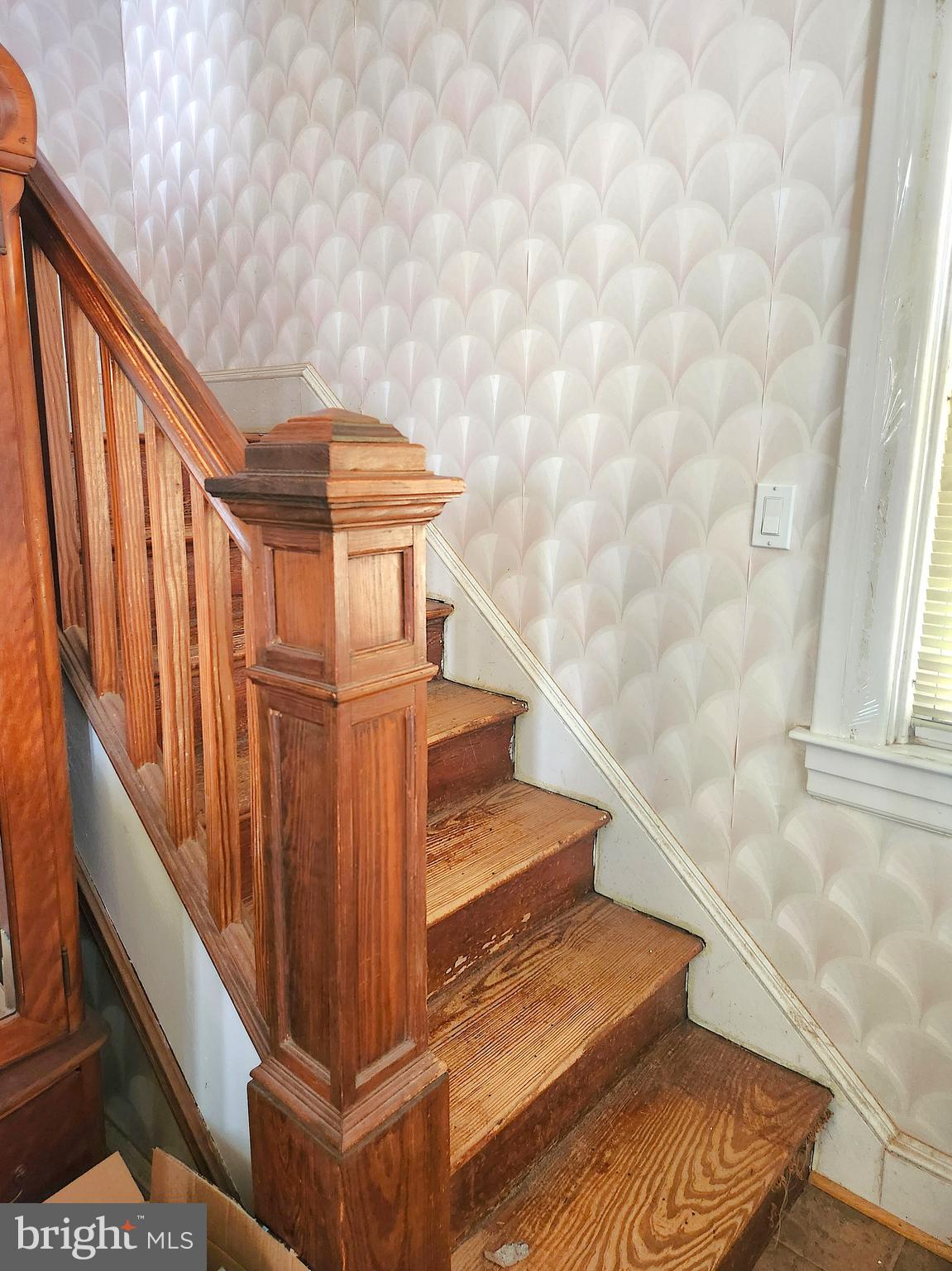 2008 Hillcrest Road Baltimore, MD 21207 - Photo 12 of 22 Original Woodwork