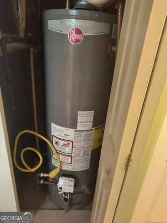 $1,800 | 105 Governors Drive, Forest Park, GA 30297