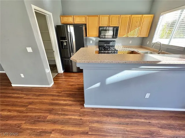 $1,650 | 8707 Roping Rodeo Avenue, Unit 102, Las Vegas, NV 89178