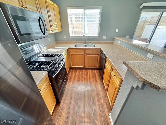 $1,650 | 8707 Roping Rodeo Avenue, Unit 102, Las Vegas, NV 89178