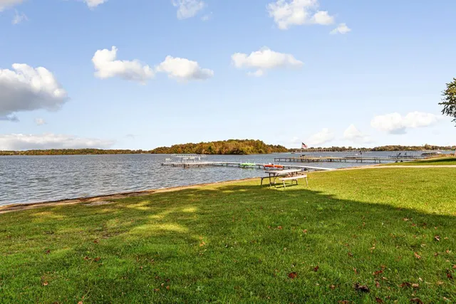 $549,999 | 8325 Hennepin Way, Morristown, MN 55052