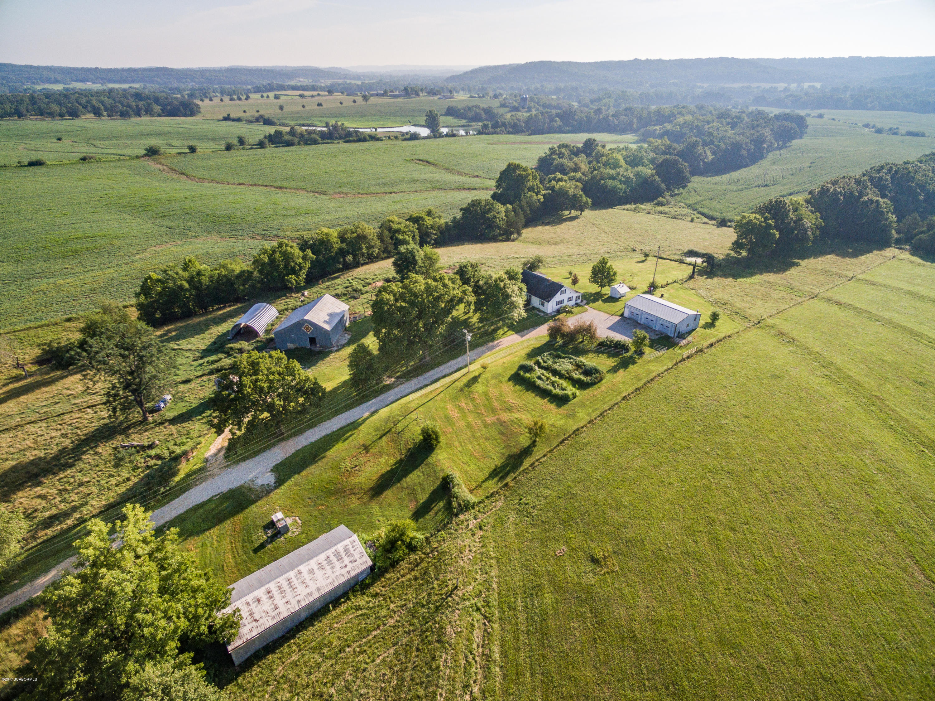 26049 Shiloh Road Centertown, MO 65023 - Photo 8 of 52