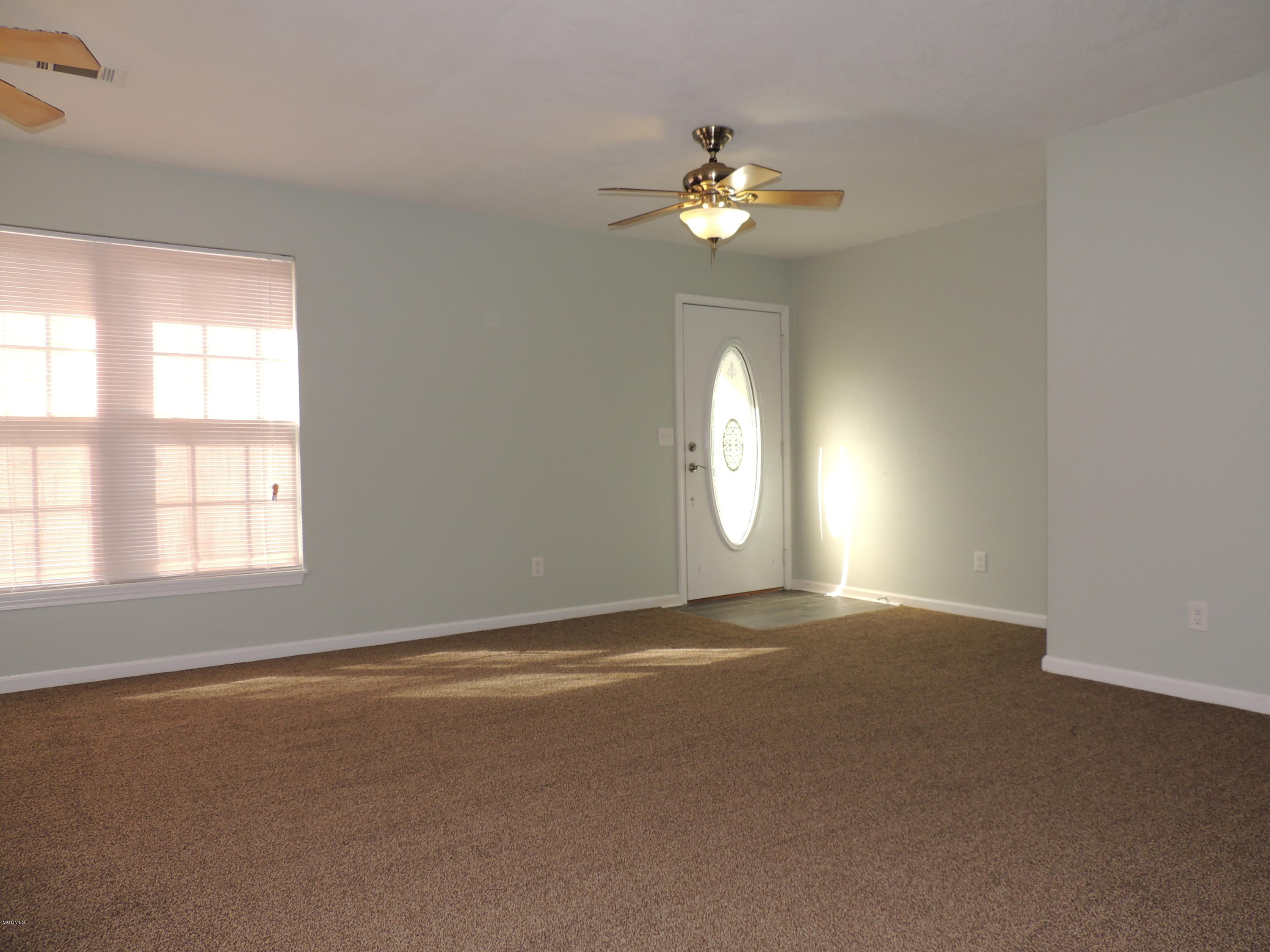 6542 Vidalia Road Pass Christian, MS 39571 - Photo 6 of 26 DSCN0315