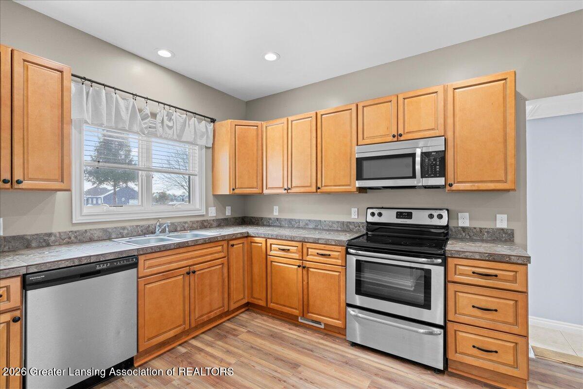 4801 Cemetery Road Fowlerville, MI 48836 - Photo 18 of 44 Kitchen