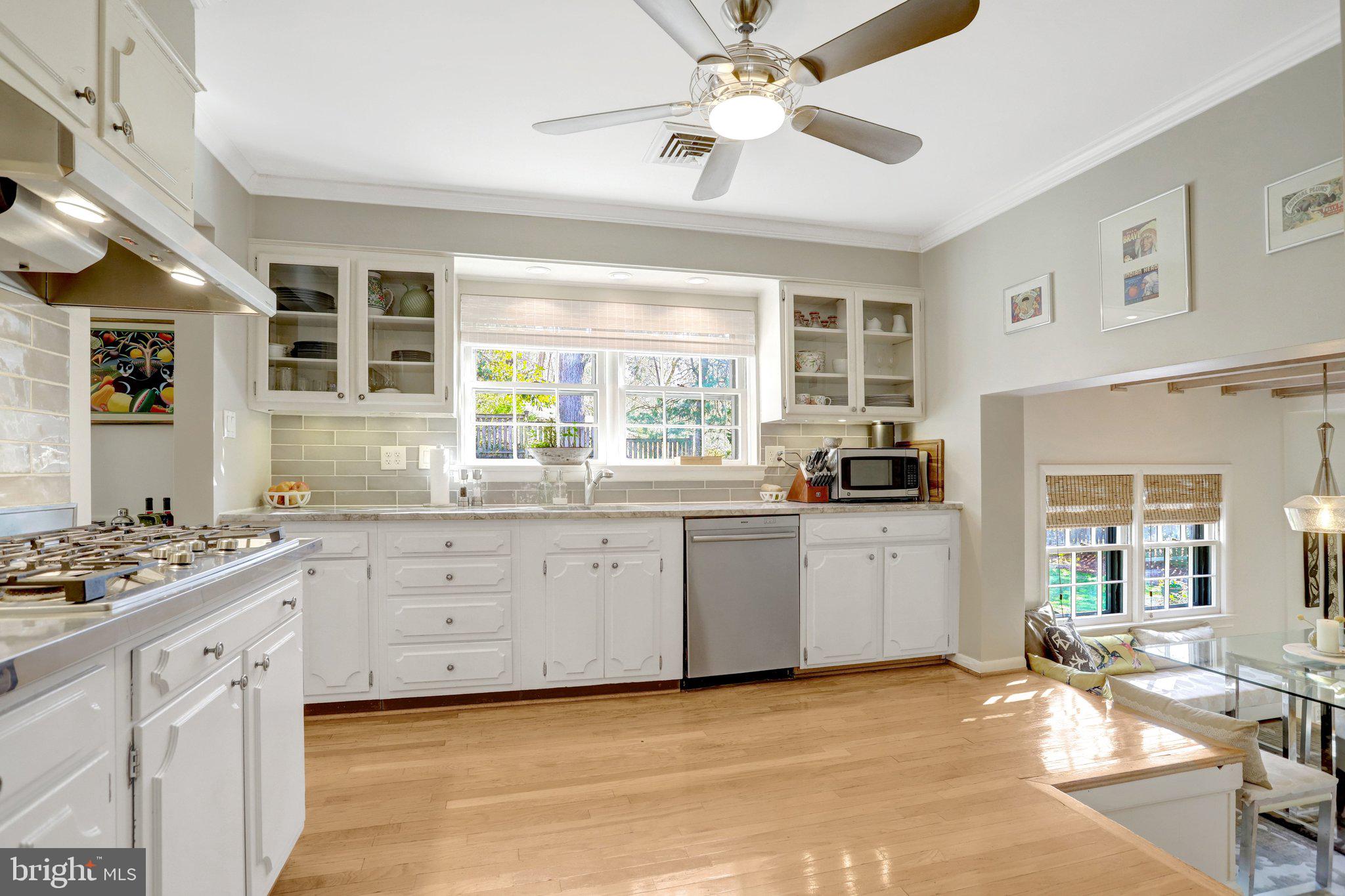 3657 Military Road Arlington, VA 22207 - Photo 12 of 63 Kitchen