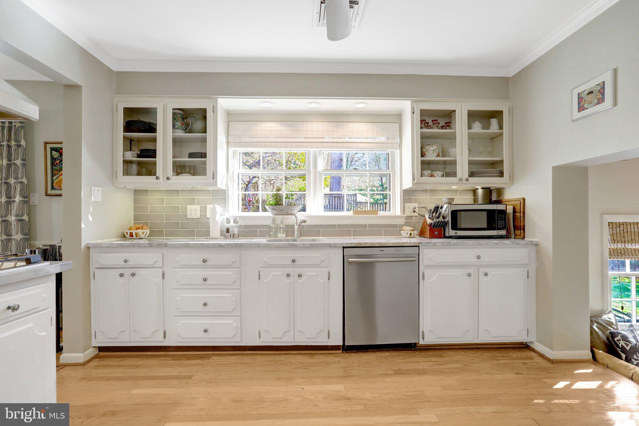 3657 Military Road Arlington, VA 22207 - Photo 13 of 63 Kitchen