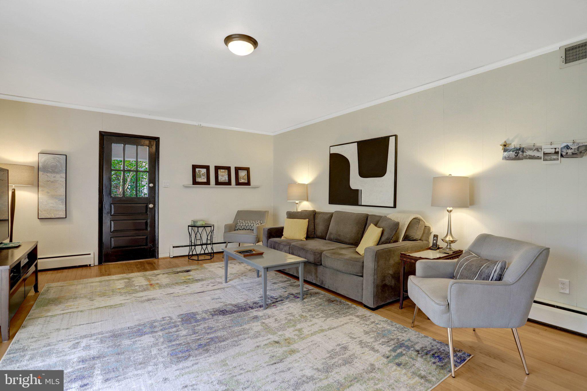 3657 Military Road Arlington, VA 22207 - Photo 20 of 63 Family Room