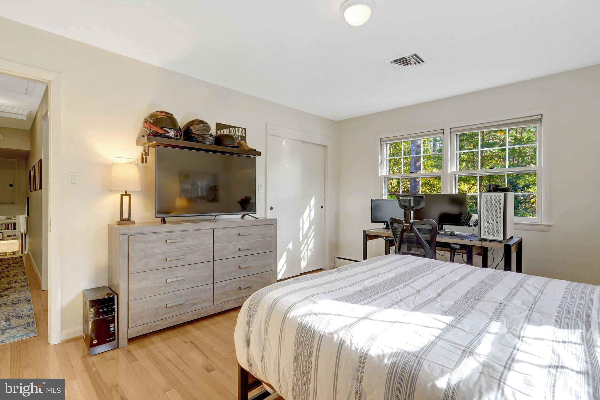 3657 Military Road Arlington, VA 22207 - Photo 29 of 63 Bedroom #2