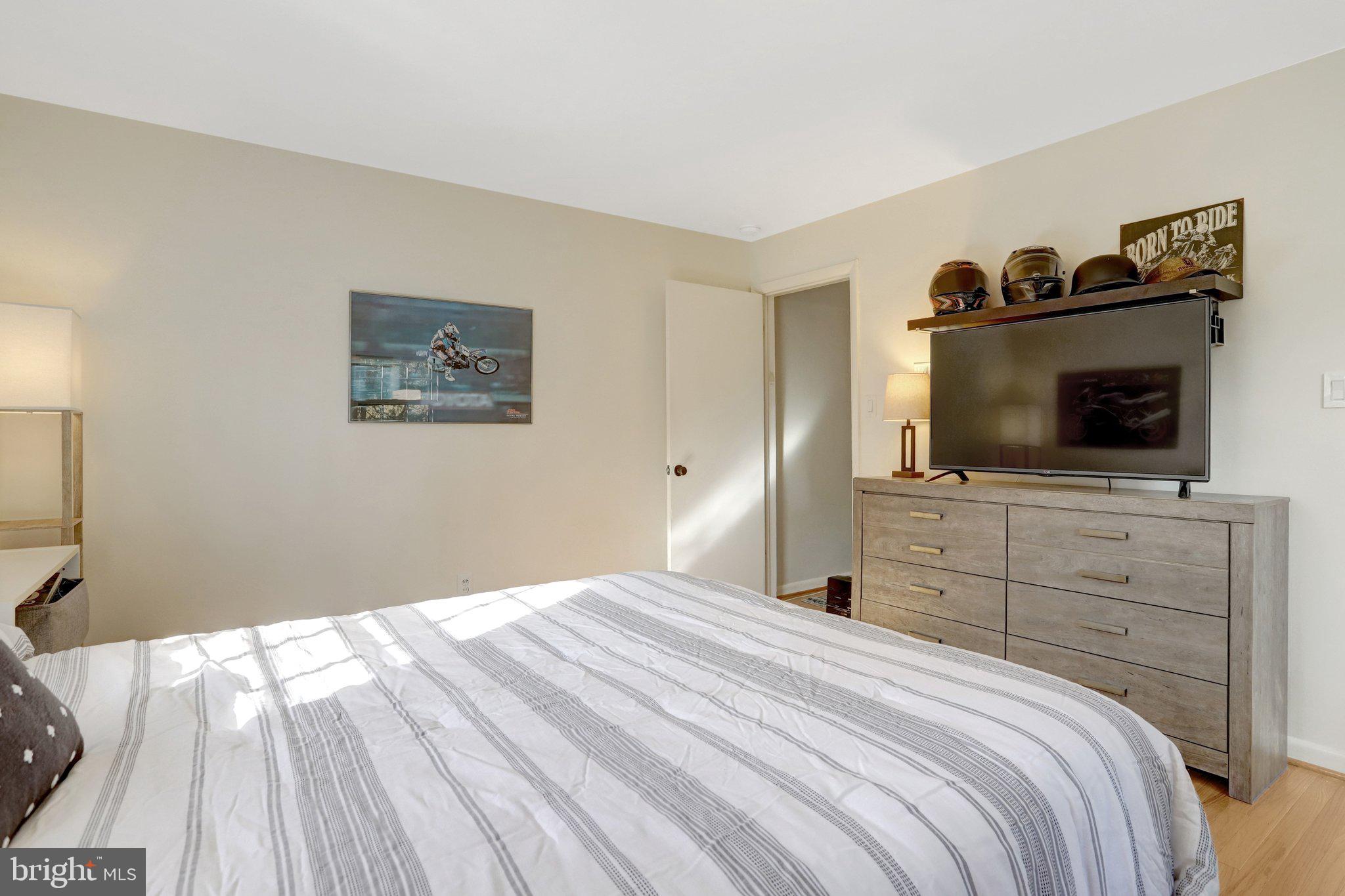 3657 Military Road Arlington, VA 22207 - Photo 32 of 63 Bedroom #2