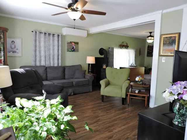 $269,000 | 17 Baker Street, Clinton, ME 04927